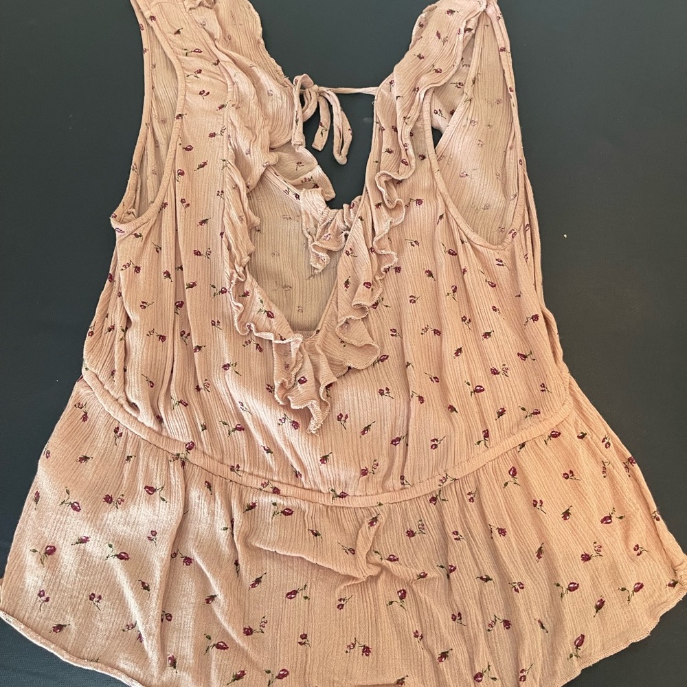 American eagle top, size M